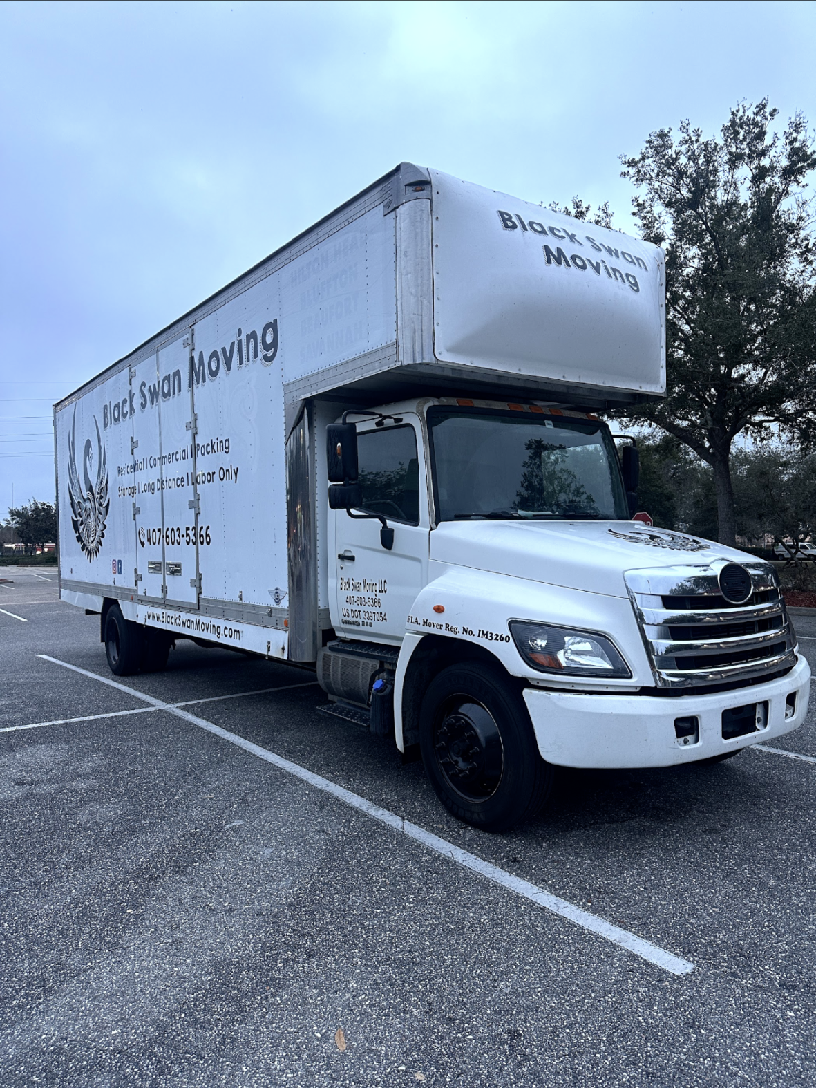 Black Swan Moving truck prepared for an Apopka moving project